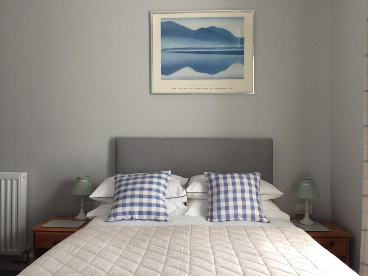 ランディドノー Frosty Towers Bed & Breakfast エクステリア 写真