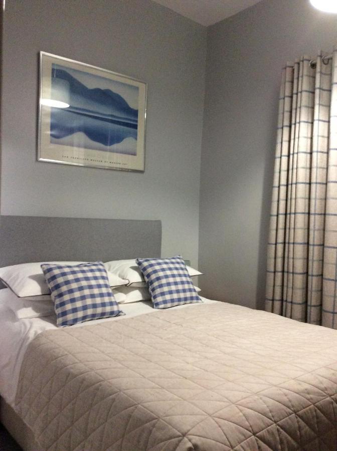 ランディドノー Frosty Towers Bed & Breakfast エクステリア 写真