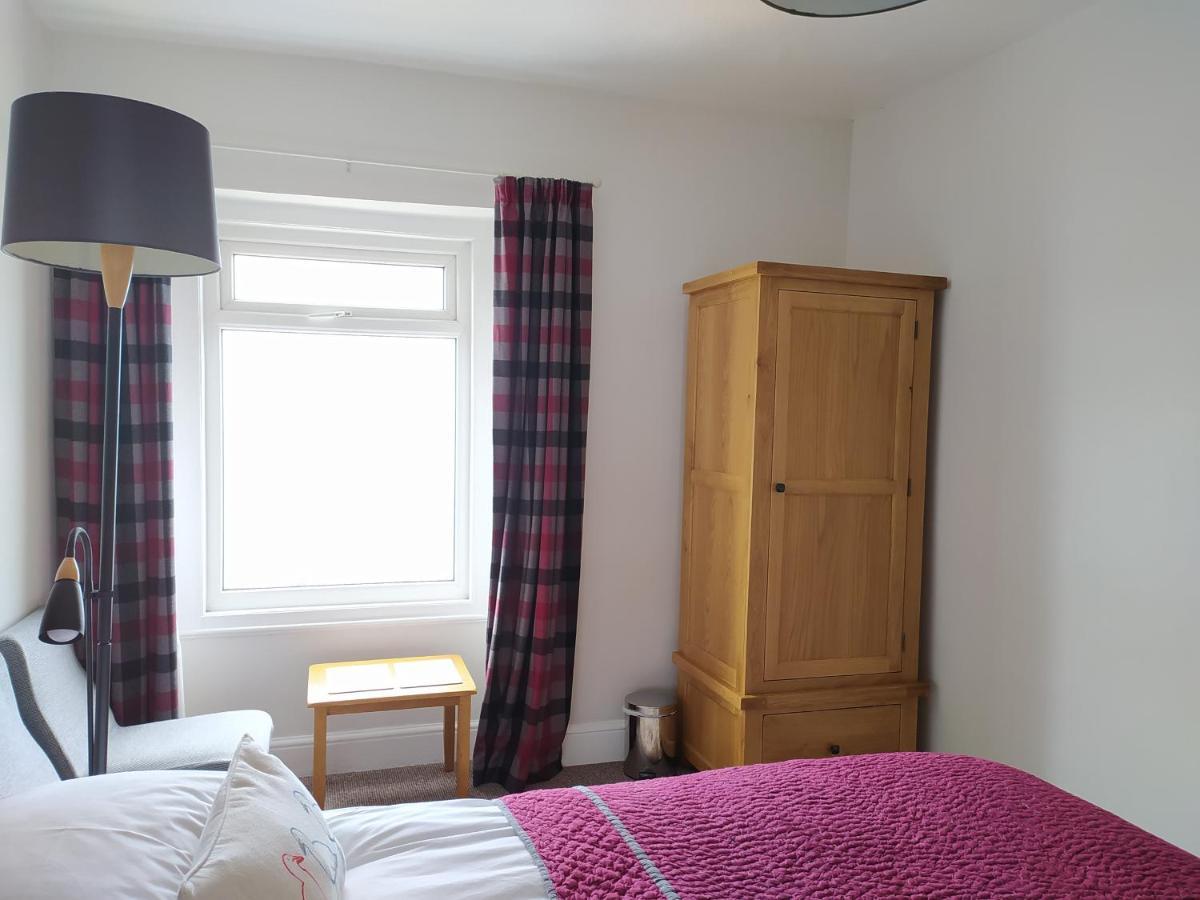 ランディドノー Frosty Towers Bed & Breakfast エクステリア 写真
